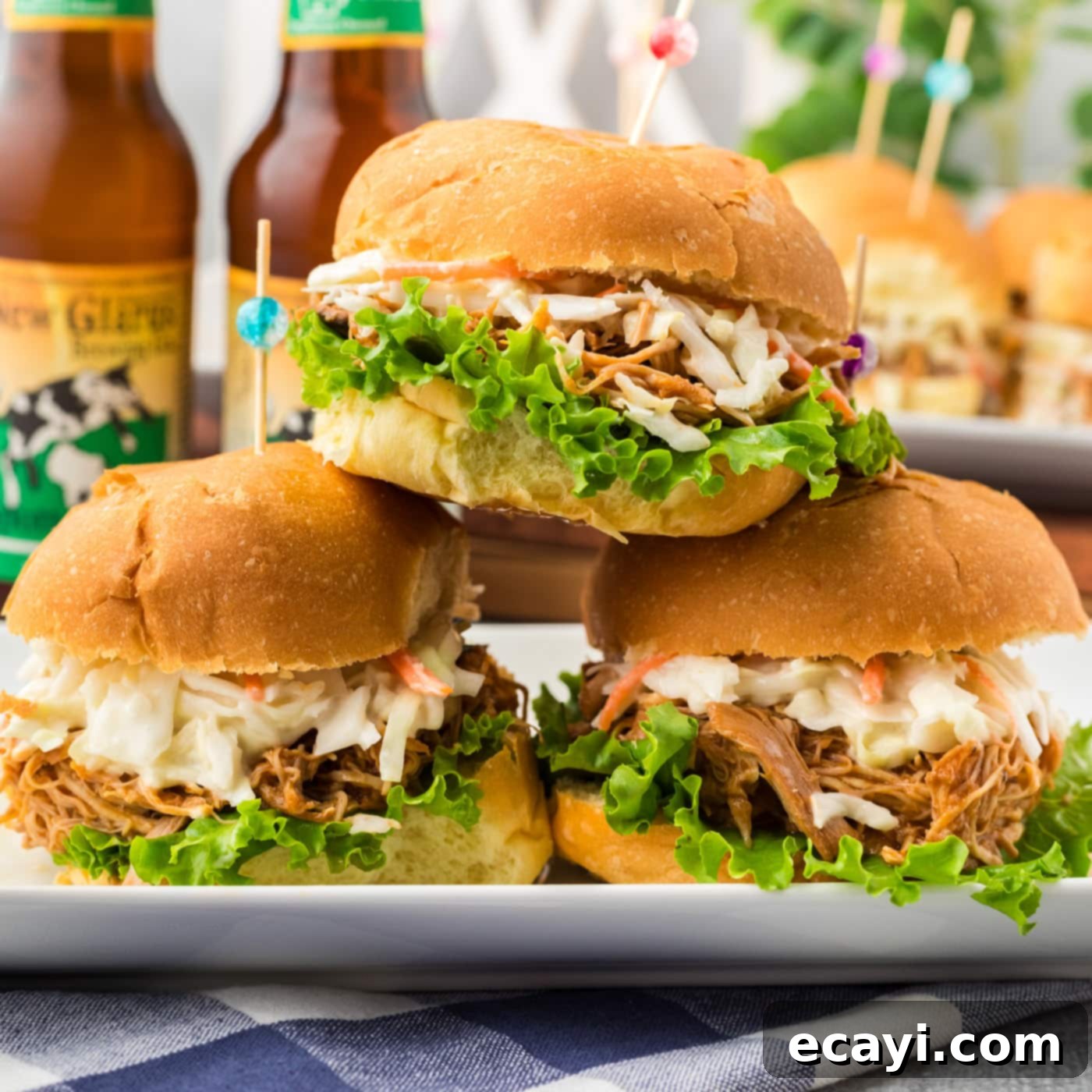 Smoky BBQ Chicken Sandwich 1 featured 97068