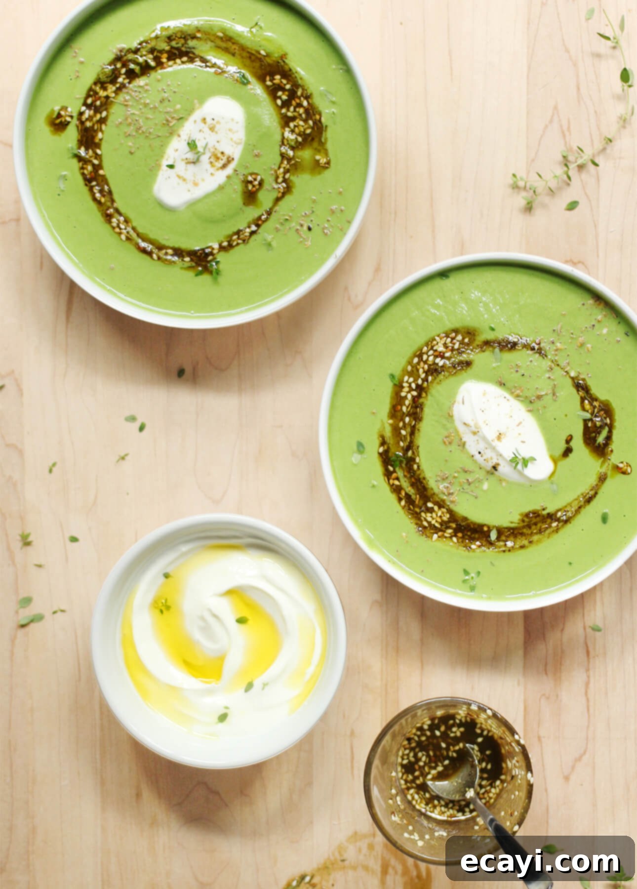 Vibrant Spinach Cauliflower Soup with Aromatic Za'atar 54 featured 9716