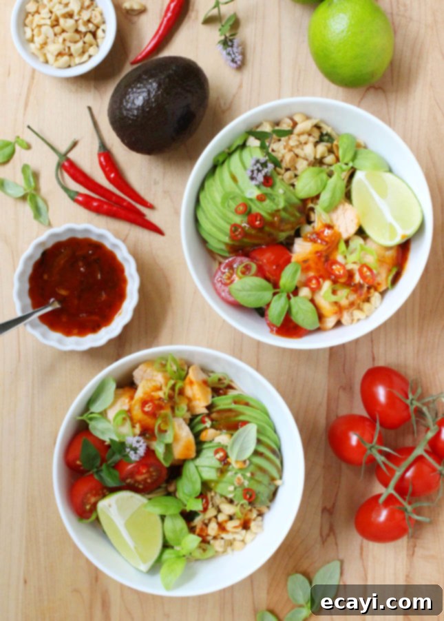 Vibrant Chili-Lime Salmon Noodle Bowl 2 Healthy Salmon Noodle Bowl with Chili-Lime Dressing // FoodNouveau.com