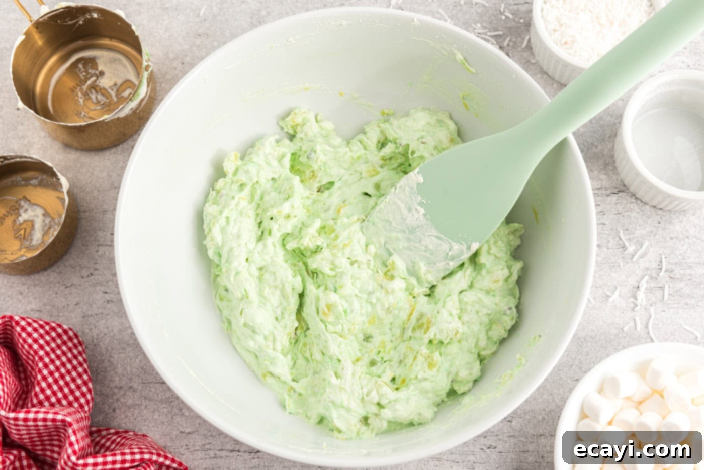 Pistachio Pineapple Delight 6 Cool whip mixture with pistachio pudding and crushed pineapple