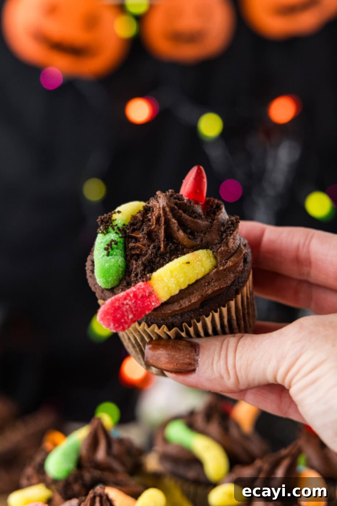 Graveyard Crumble Cups 10 Halloween Dirt Cupcakes