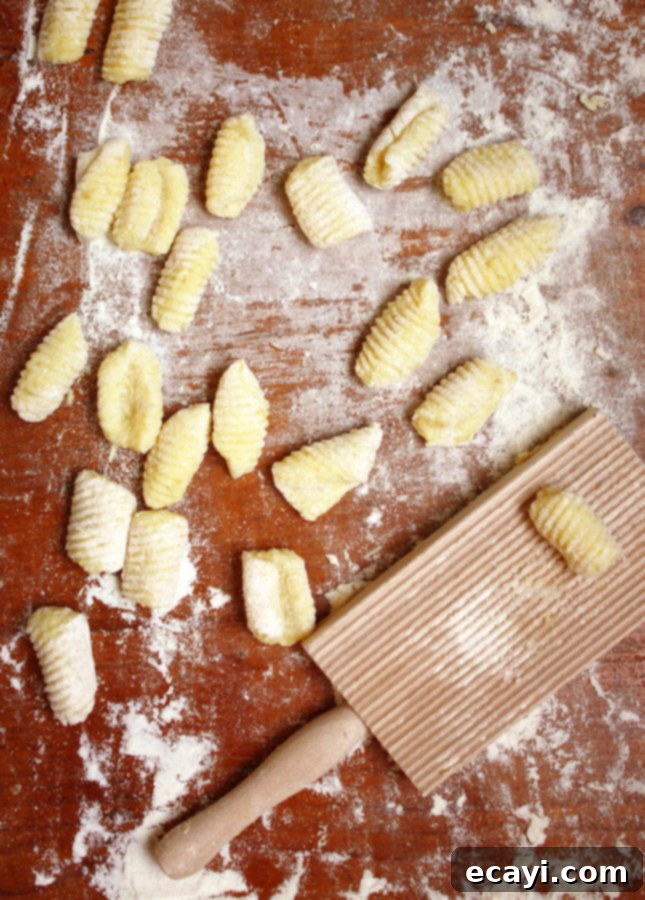 Crafting Classic Gnocchi by Hand 3 How to Make Gnocchi from Scratch // FoodNouveau.com