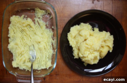 Mashed Potatoes to Make Classic Gnocchi // FoodNouveau.com Mashed Potatoes to Make Classic Gnocchi // FoodNouveau.com