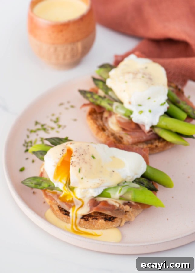 No-Fail Eggs Benedict with Fast Blender Hollandaise 5 Foolproof Eggs Benedict with Blender Hollandaise Sauce // FoodNouveau.com