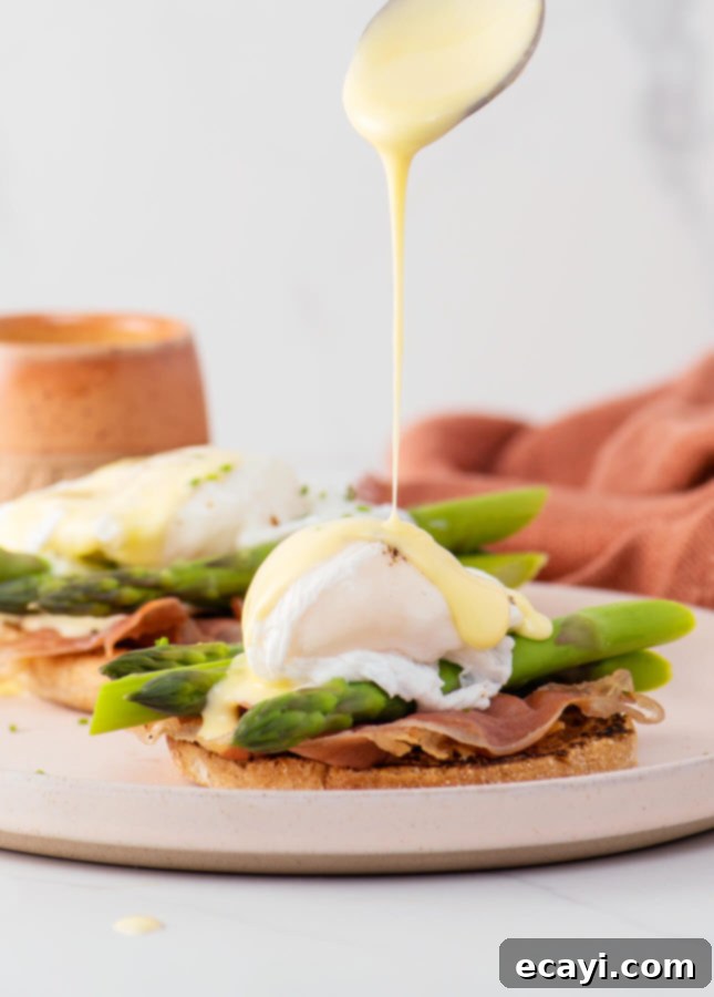 No-Fail Eggs Benedict with Fast Blender Hollandaise 6 Foolproof Eggs Benedict with Blender Hollandaise Sauce // FoodNouveau.com