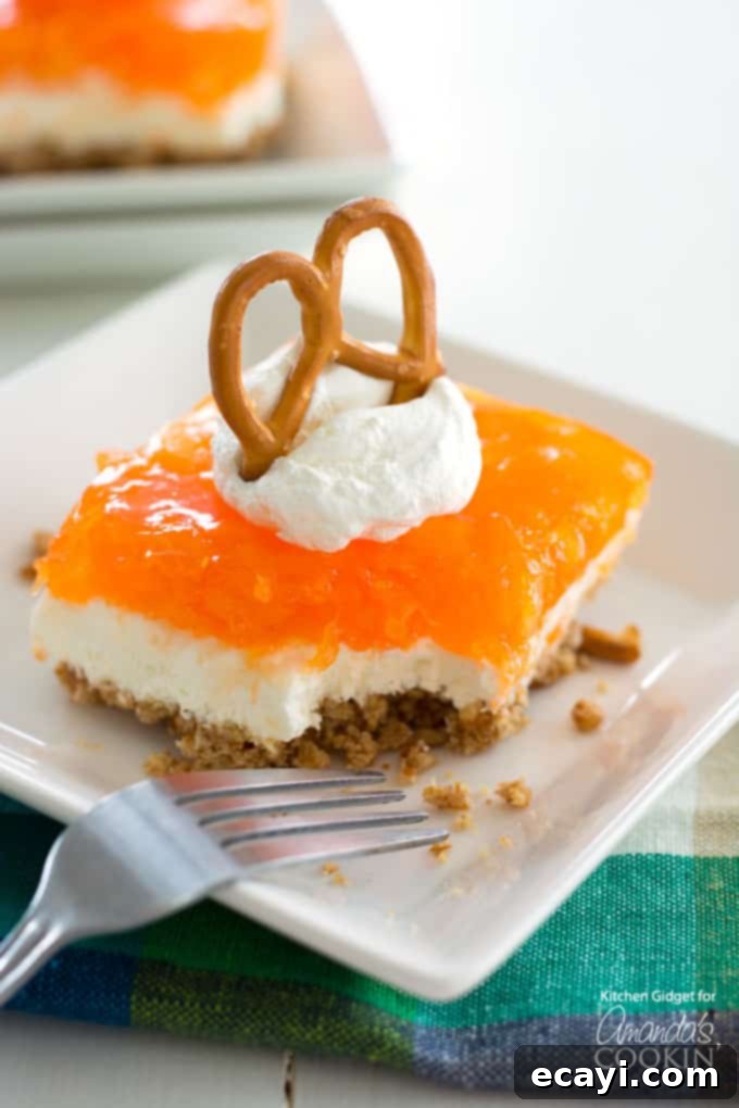 Sunshine Mandarin Gelatin Dessert 2 Mandarin Orange Pretzel Salad