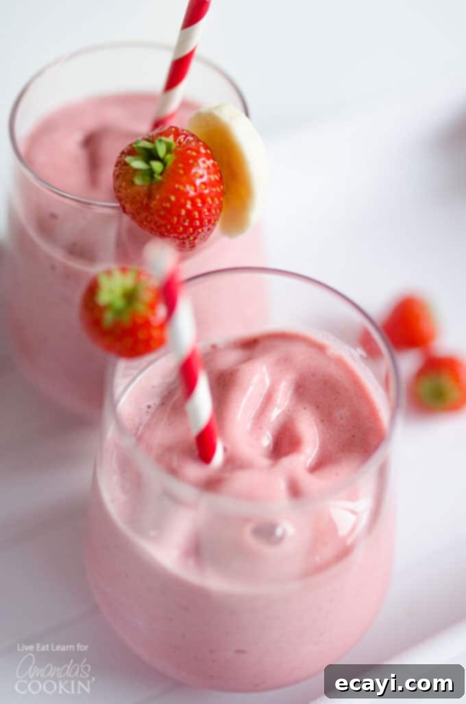 This Strawberry Banana Smoothie is a classic flavor that’s both healthy and delicious. strawberry banana smoothie with straws