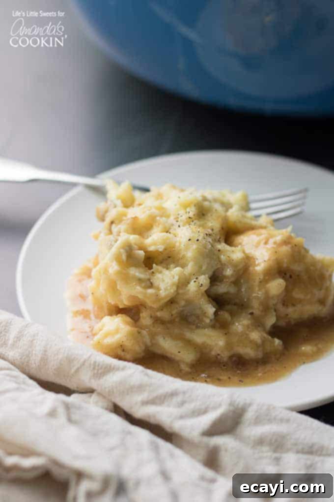 Creamy Traditional Mashed Potatoes Creamy Traditional Mashed Potatoes on a plate