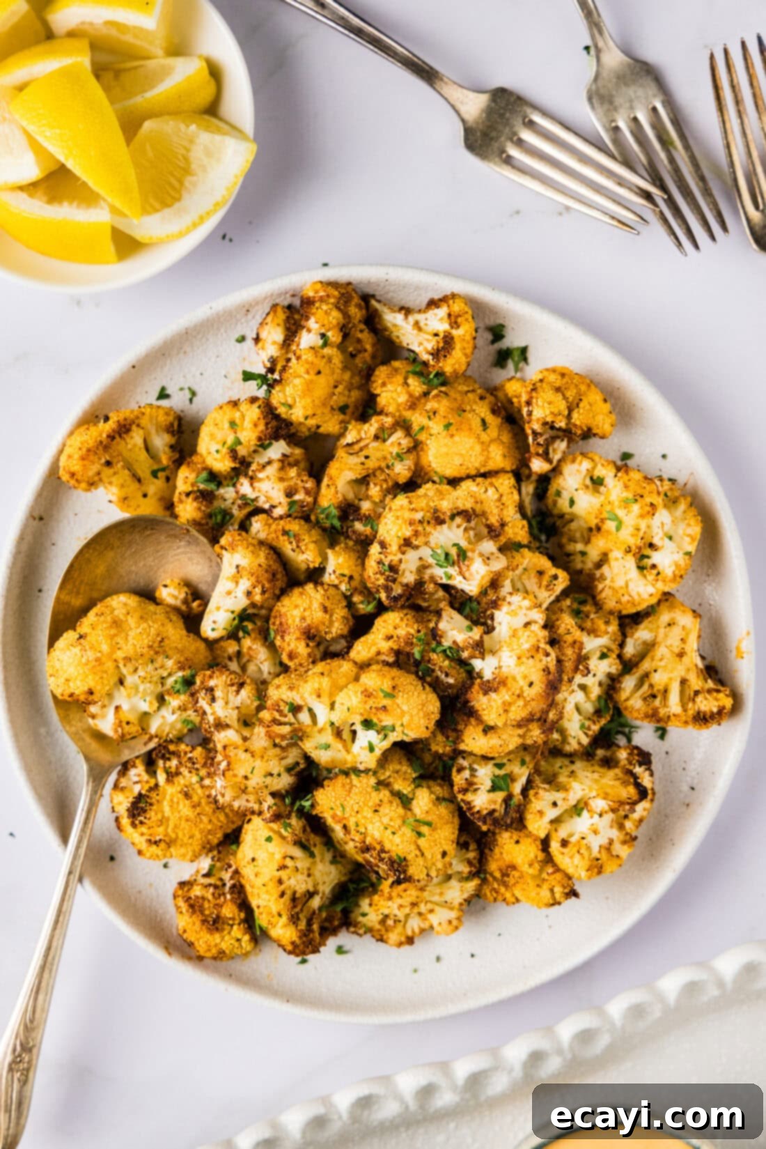 Crispy Air Fryer Cauliflower 8 Plate of Air Fryer Cauliflower