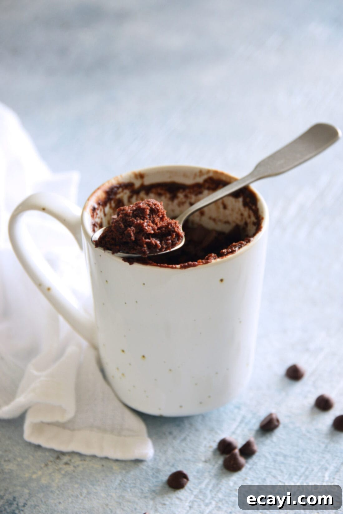 One-Minute Chocolate Cake 2 chocolate cake in a mug