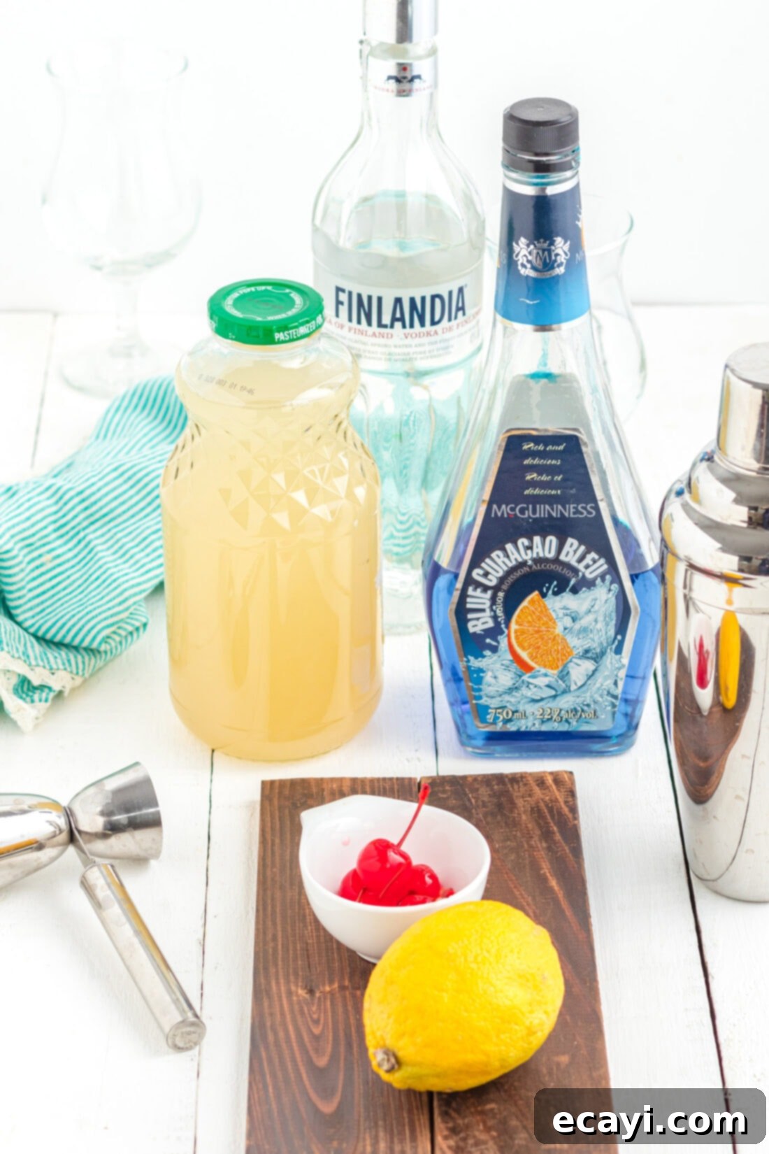 Azure Lagoon Delight 4 ingredients to make a Blue Lagoon Cocktail