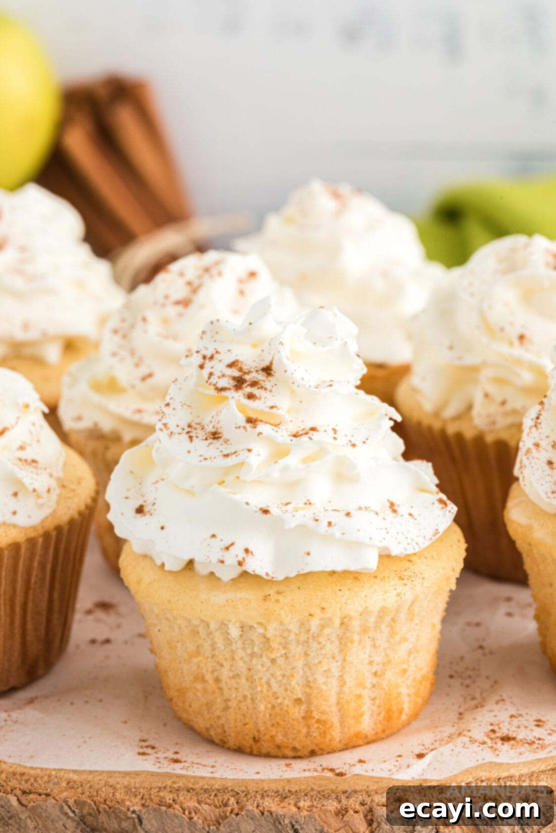 Genius 3-Ingredient Apple Pie Cupcakes 7 apple pie cupcake with frosting