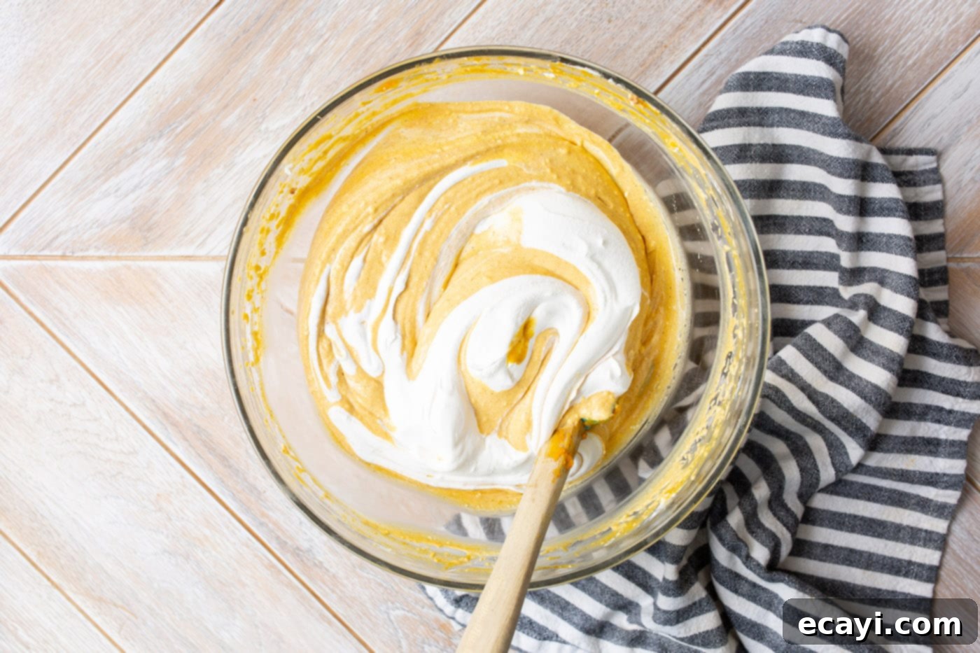 Autumn Pumpkin Delight 6 whipped topping stirred into pumpkin cheesecake