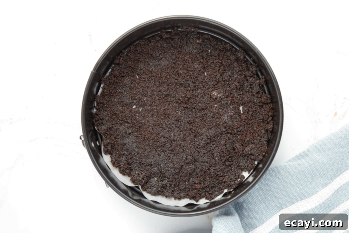 Instant Pot Oreo Cheesecake 6 oreo cookie crust in springform pan