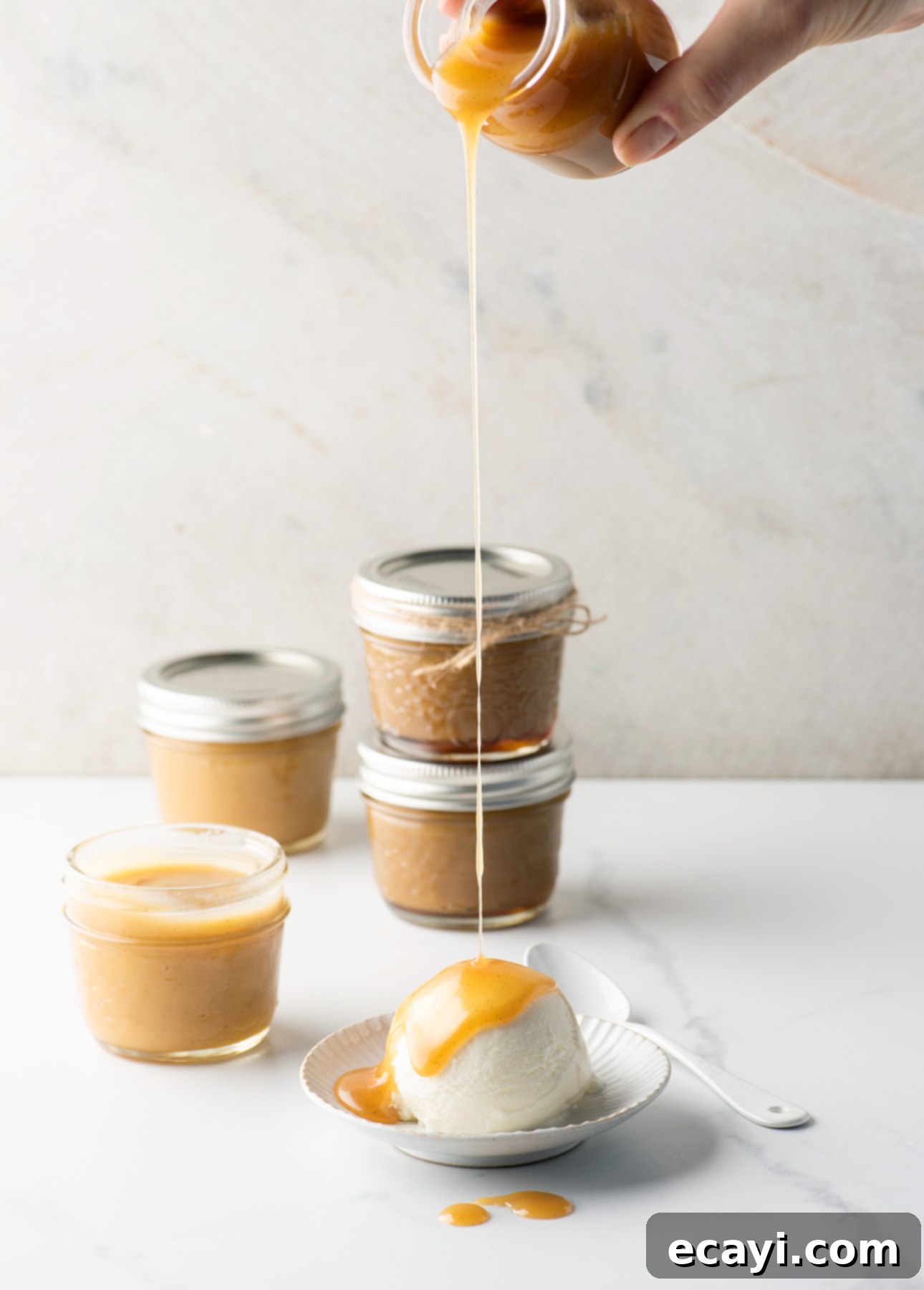 Homemade Vegan Butterscotch Sauce 7 Homemade Butterscotch Sauce: An easy 5-ingredient, 15-minute homemade gift! // FoodNouveau.com