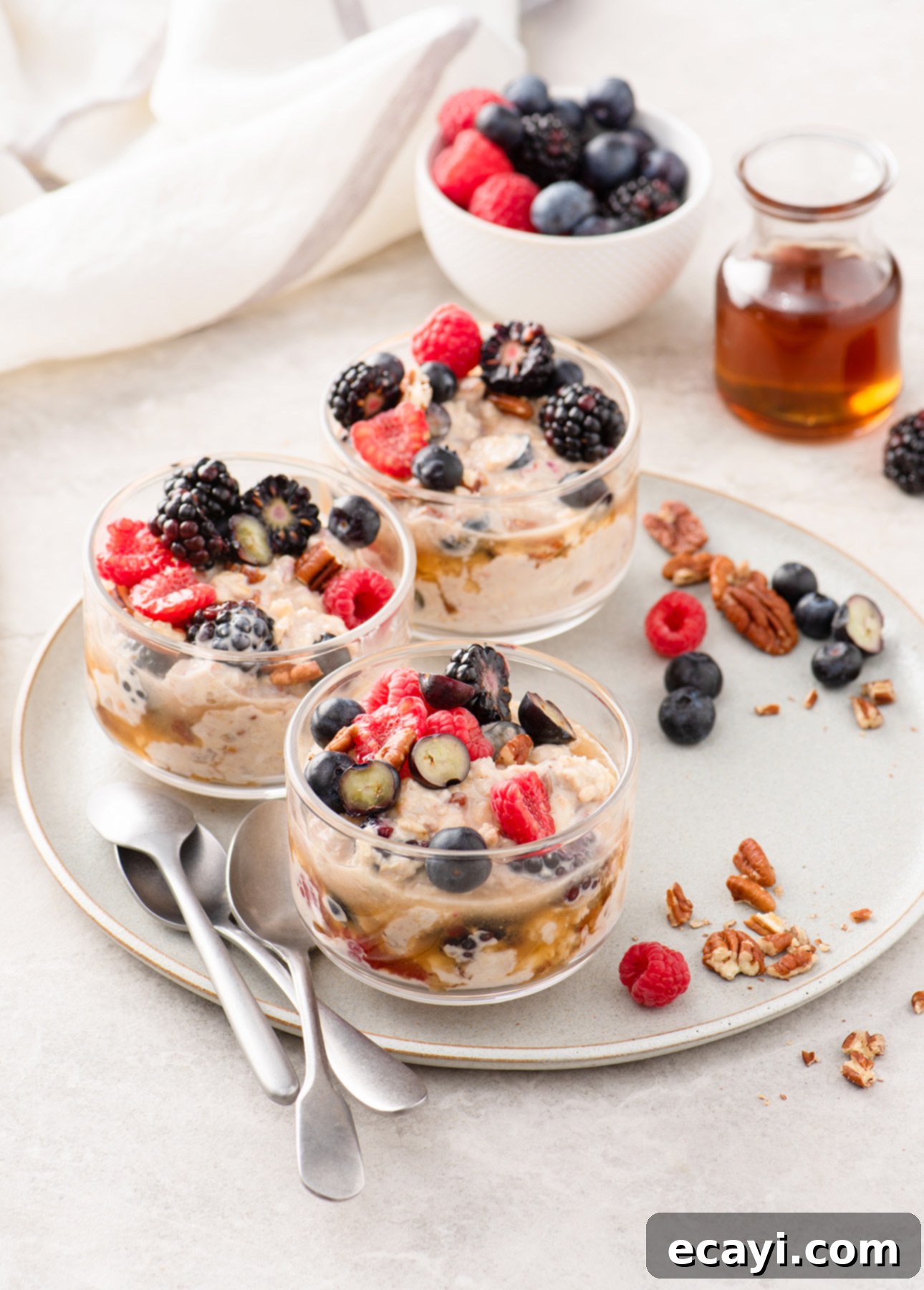 Overnight Maple Berry Delight 2 Maple Berry Overnight Oats // FoodNouveau.com