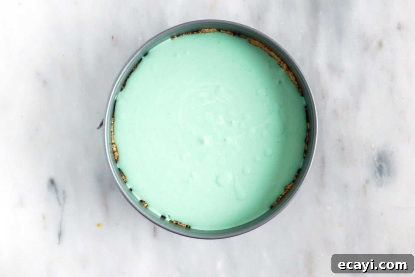 Jell-O Stacked Delight 10 whipped lime jello in a pan