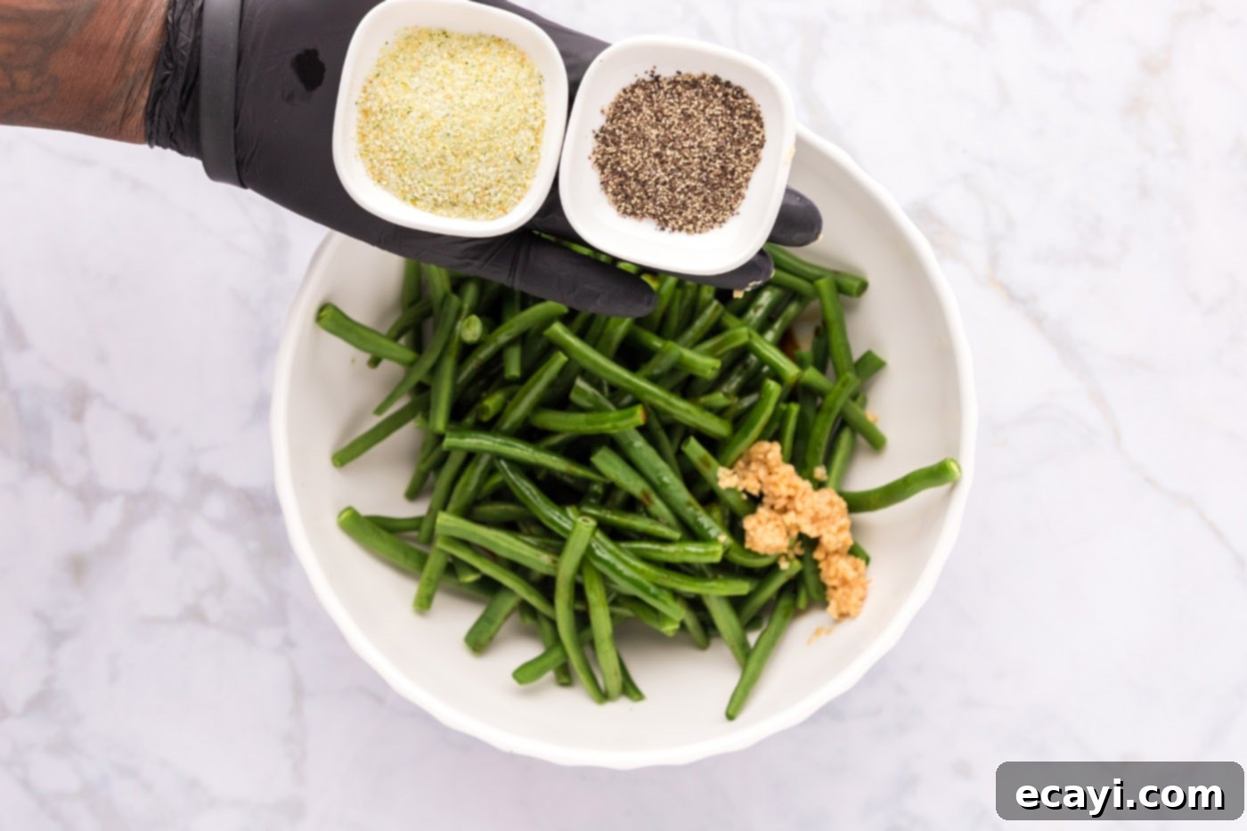 Crispy Roasted Green Beans 7 garlic salt and pepper added to green beans with garlic