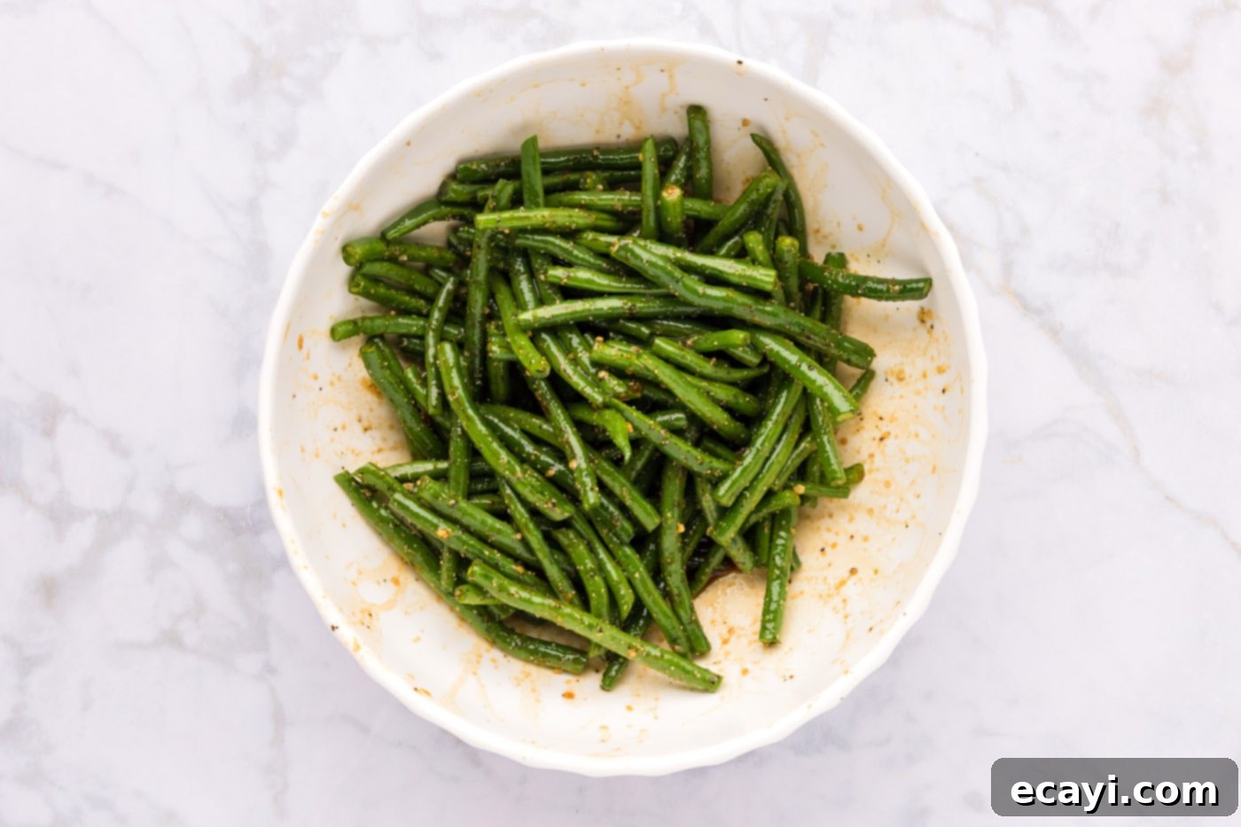 Crispy Roasted Green Beans 8 green beans tossed with soy sauce and garlic until well combined