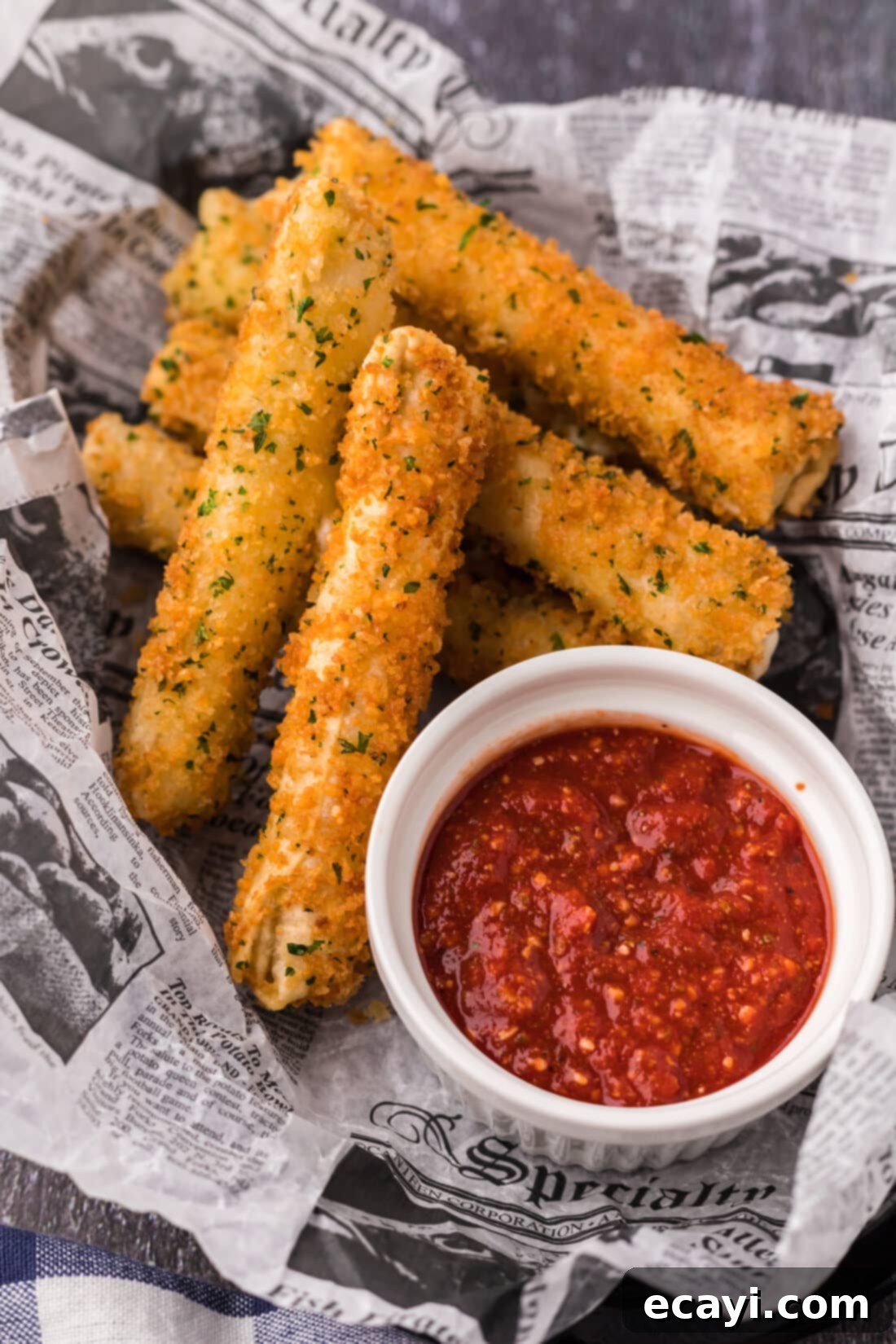 Crispy Wonton Cheese Bites 16 Basket of Wonton Cheese Sticks with a cup of marinara sauce