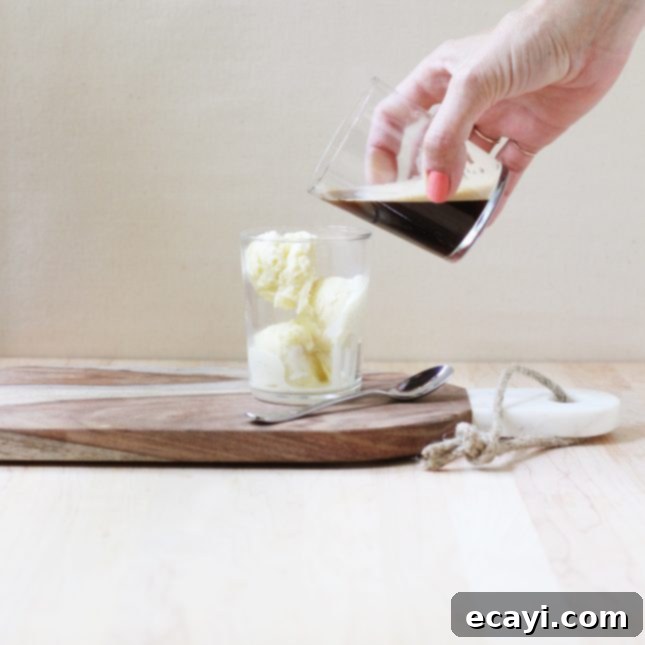 Craft the Perfect Affogato 4 How to Make an Affogato, an extremely easy Italian dessert guaranteed to impress your guests. // FoodNouveau