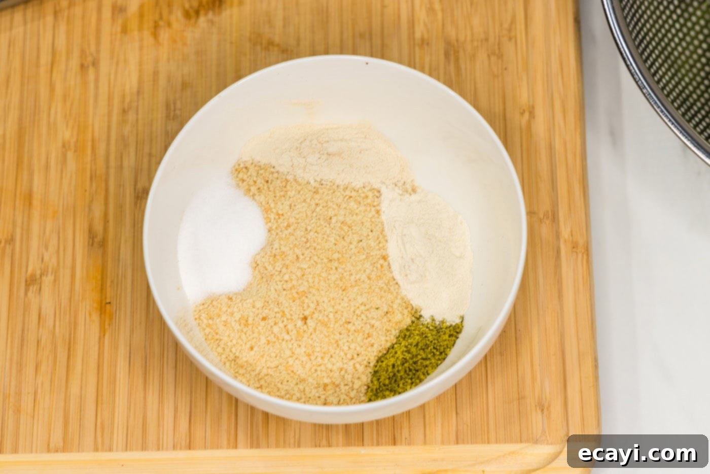 Golden Asparagus Crunch 6 seasonings in a bowl