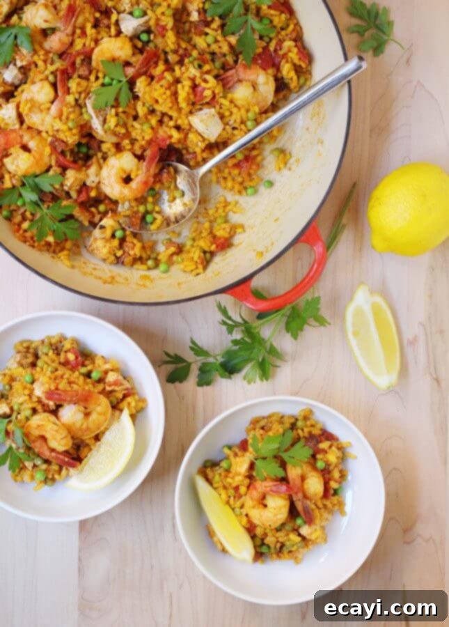 Express Midweek Paella 3 Weeknight Paella // FoodNouveau.com