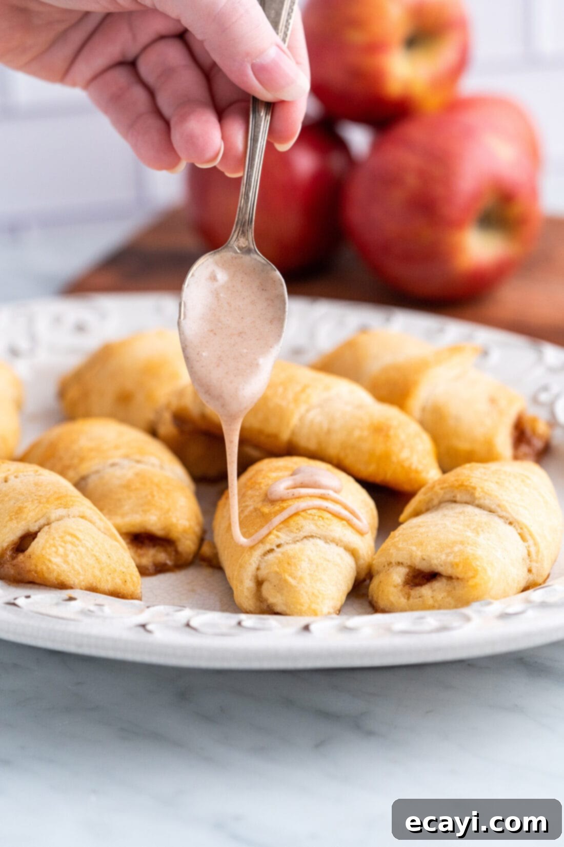 Apple Pie Poppers 2 drizzling glaze of Apple Pie Bites
