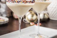 Sugar Cookie Martini
A Sweet Sip of Holiday Cheer