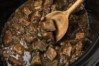 Slow-Cooker Beef Bites in Rich Gravy